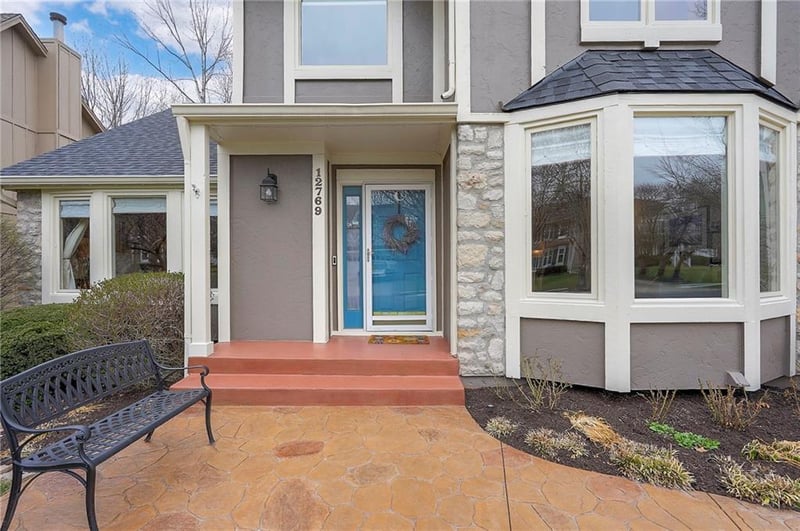 12769 Cody St, Overland Park, KS 66213