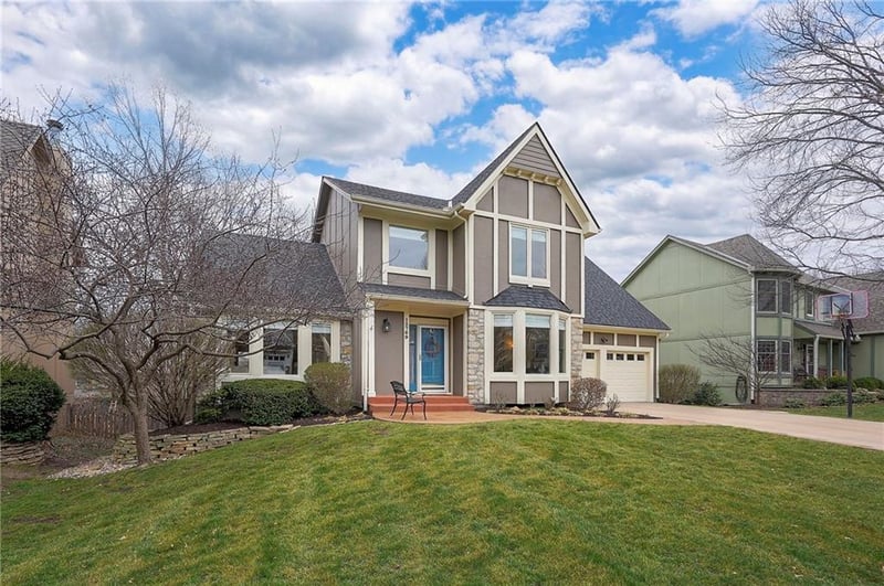 12769 Cody St, Overland Park, KS 66213