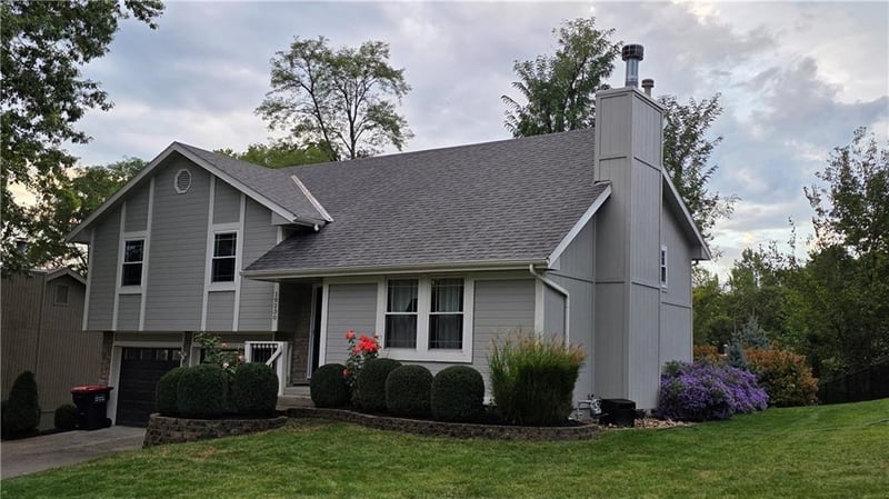 10230 57th St, Kansas City, MO 64152