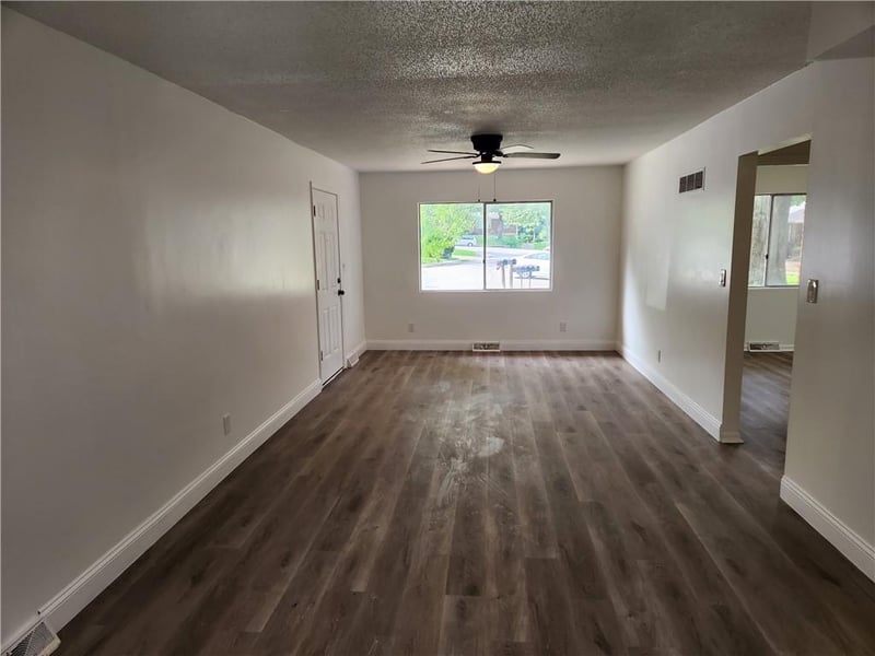 1705 76th Ter, Kansas City, KS 66112