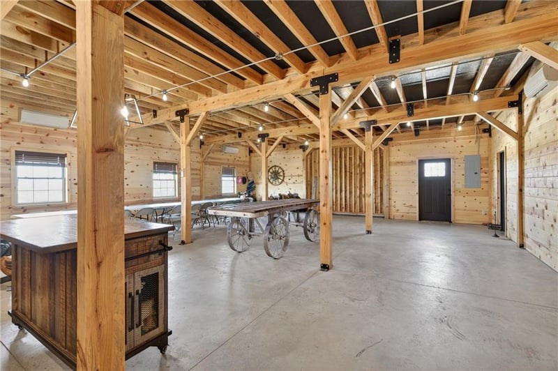 29990C 2725 Rd, Sheldon, MO 64784
