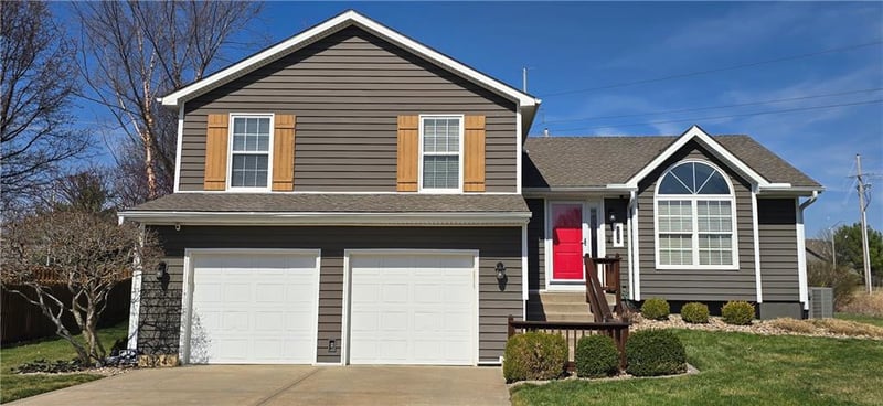 1324 105th Ter, Kansas City, MO 64155