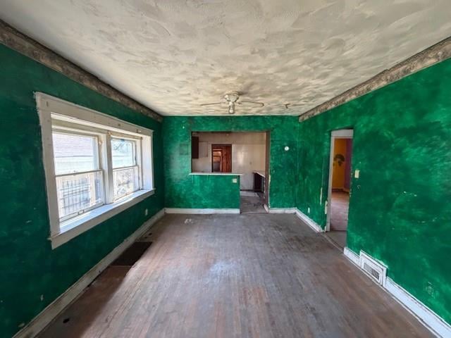 1123 Waverly Ave, Kansas City, KS 66104