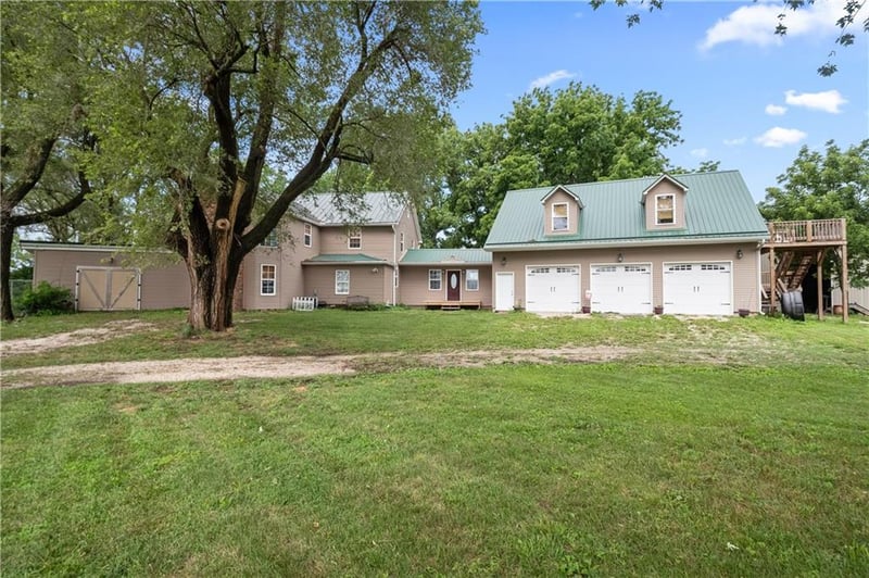 119 1050th Rd, Warrensburg, MO 64093
