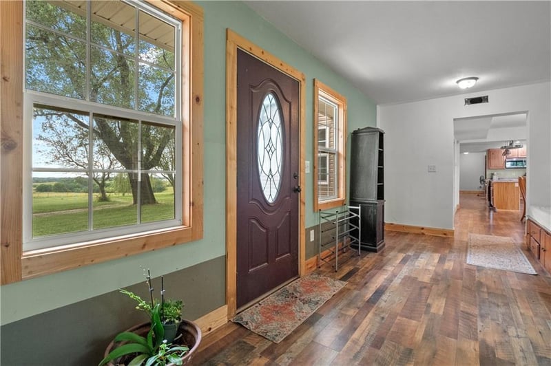 119 1050th Rd, Warrensburg, MO 64093