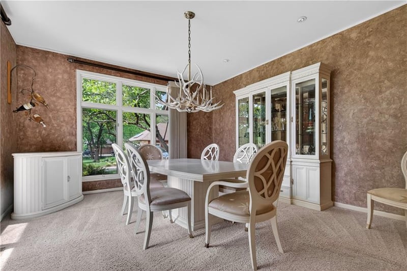 11000 W 177th Ter, Overland Park, KS 66221