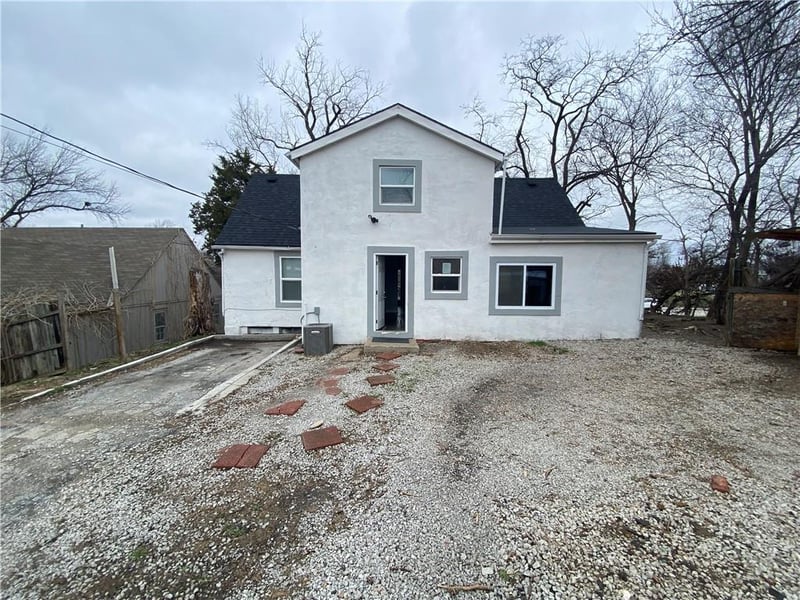 2527 Nebraska Ave, Kansas City, KS 66102