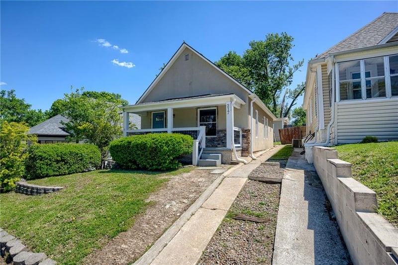217 Valley St, Kansas City, KS 66102