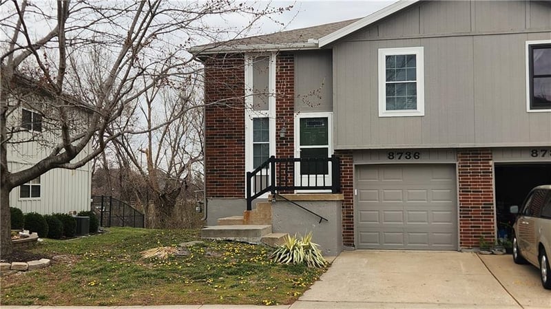 8736 N Hull Ave, Kansas City, MO 64154