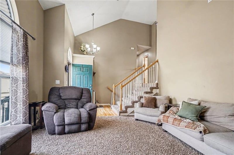 8528 Ava Ave, Kansas City, MO 64154