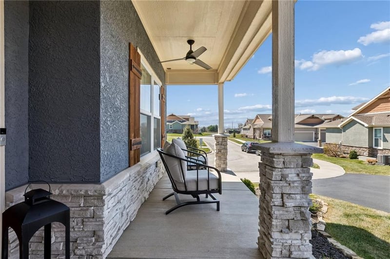 11710 Deer Run St #3, Olathe, KS 66061