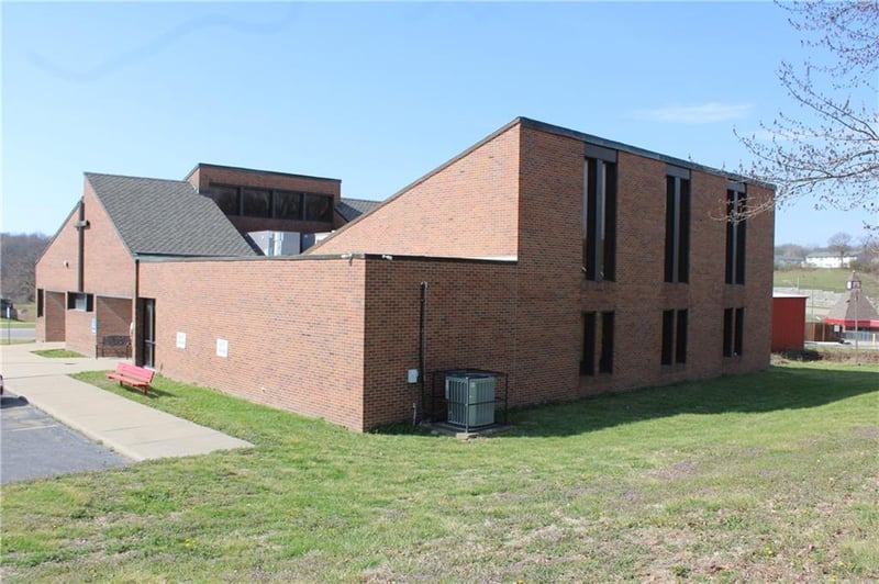 4033 Parvin Rd, Kansas City, MO 64117