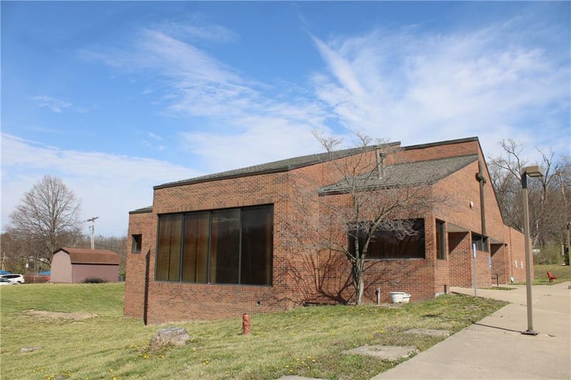 4033 Parvin Rd, Kansas City, MO 64117