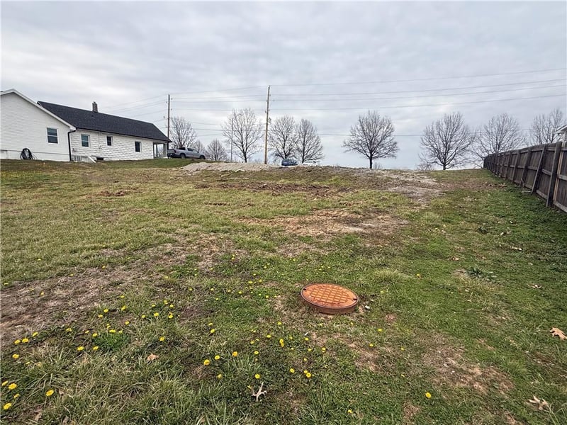 00000 Southview Dr, Liberty, MO 64068