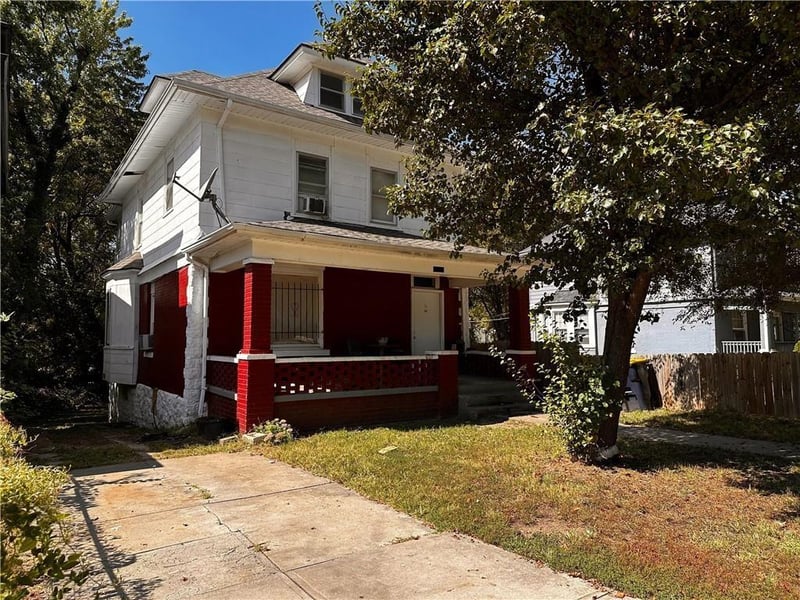 3620 Woodland Ave, Kansas City, MO 64109