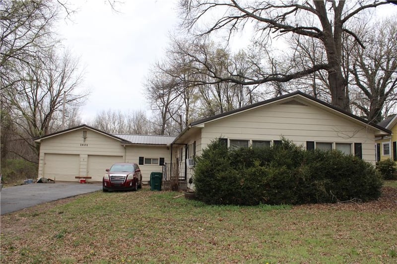 1401 Main St, Pittsburg, KS 66762