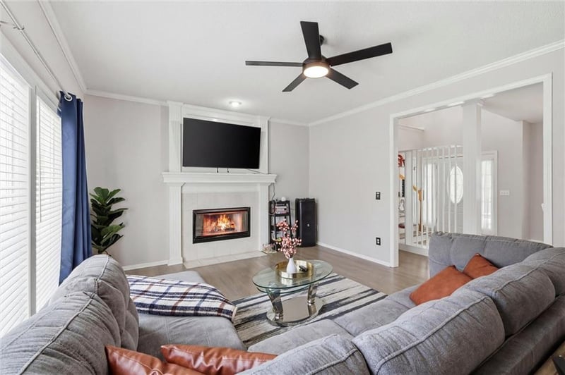 5017 Washington St, Gladstone, MO 64118