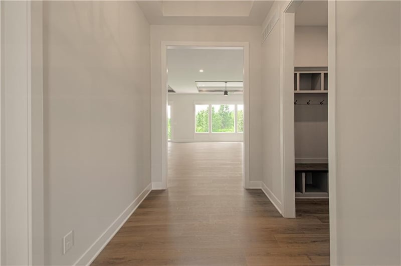 4524 SW Berkshire Dr, Lee's Summit, MO 64083