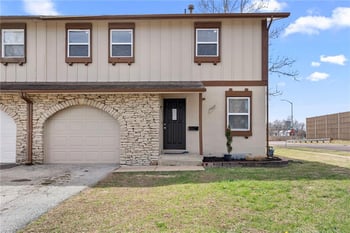 11007 90th Ter, Overland Park, KS 66214