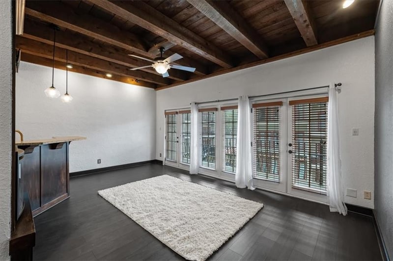 1111 46th St #22, Kansas City, MO 64112