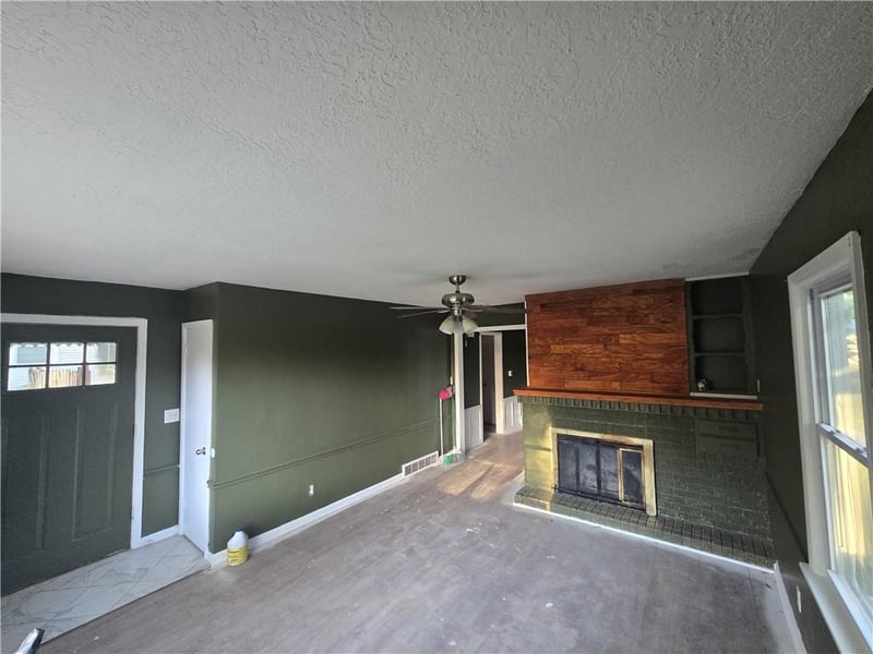 1402 Dodgion Ave, Independence, MO 64055