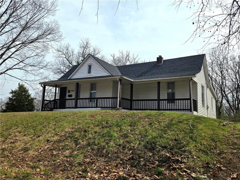 4319 56 St, Kansas City, MO 64130