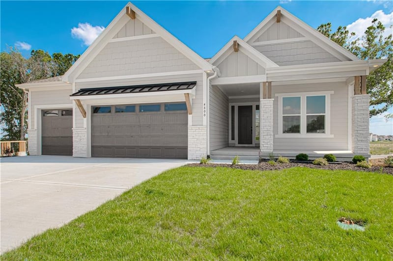 4800 Huonker Ct, Riverside, MO 64150
