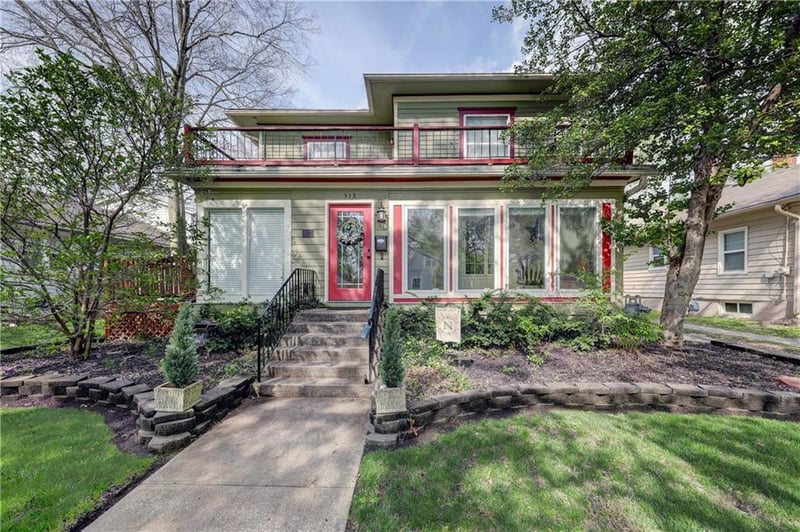 513 Water St, Olathe, KS 66061