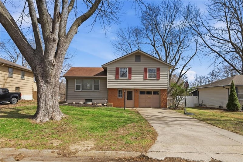 3527 Adams Ave, Independence, MO 64055