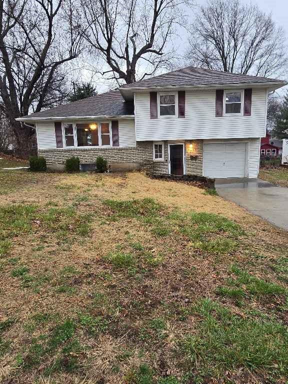 4117 Mccoy St, Independence, MO 64055
