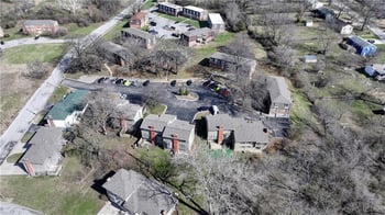 8627 Countryshire Ln, Kansas City, MO 64138