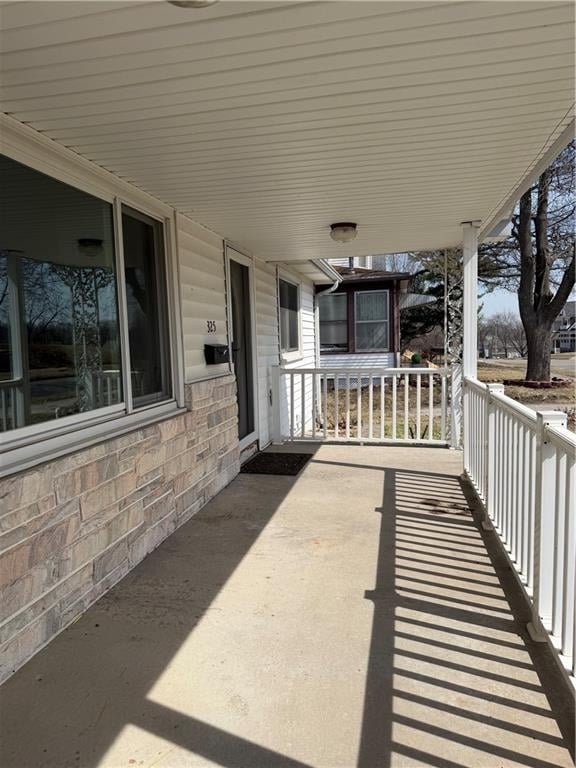 325 4th St, Maryville, MO 64468
