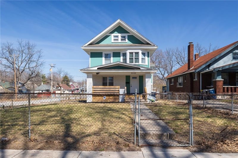 3200 Lockridge St, Kansas City, MO 64128