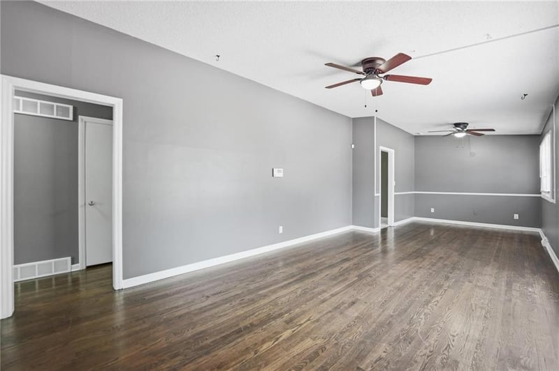 12208 46th St, Independence, MO 64055