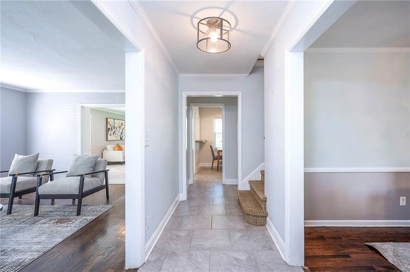 2114 79th Ter, Prairie Village, KS 66208