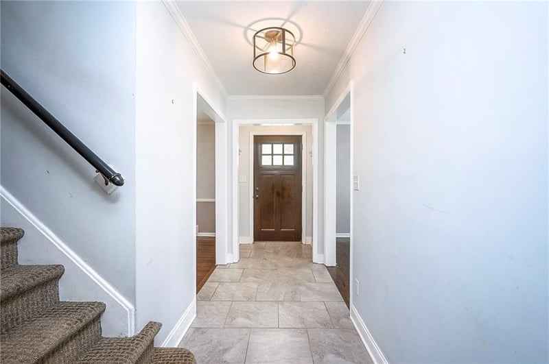 2114 79th Ter, Prairie Village, KS 66208