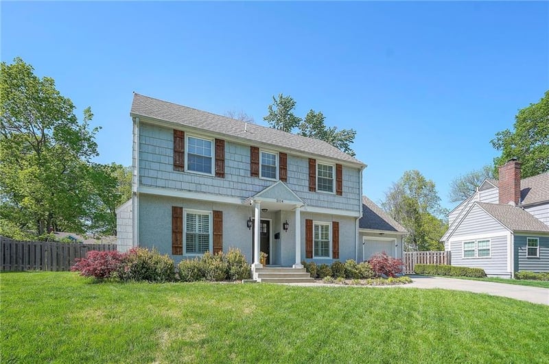 2114 79th Ter, Prairie Village, KS 66208