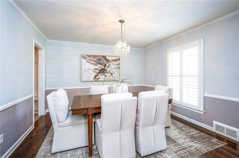 2114 79th Ter, Prairie Village, KS 66208