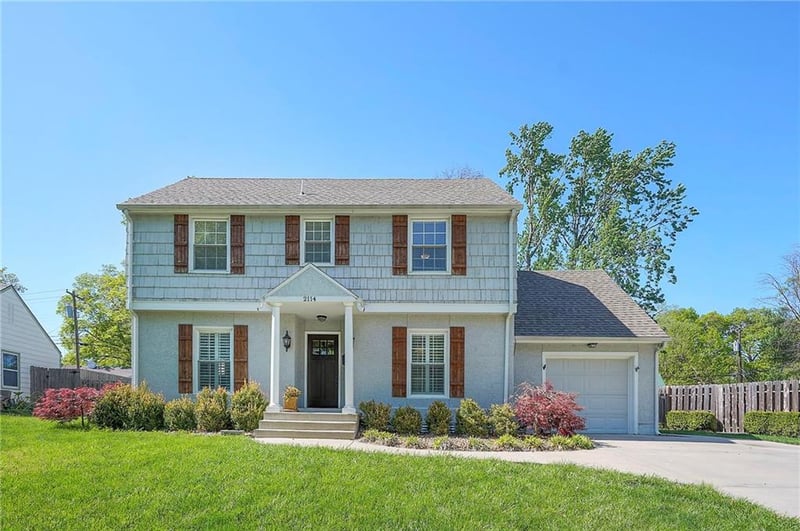 2114 79th Ter, Prairie Village, KS 66208