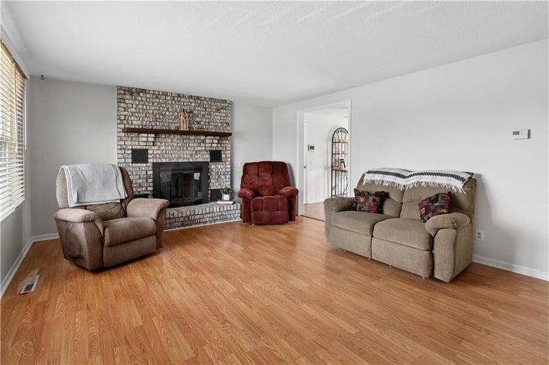 27297 U Hw, Sedalia, MO 65301
