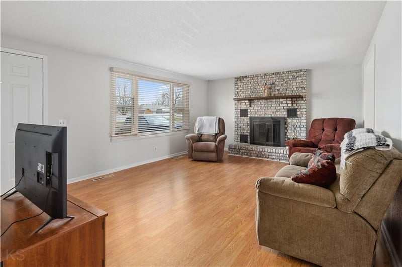 27297 U Hw, Sedalia, MO 65301