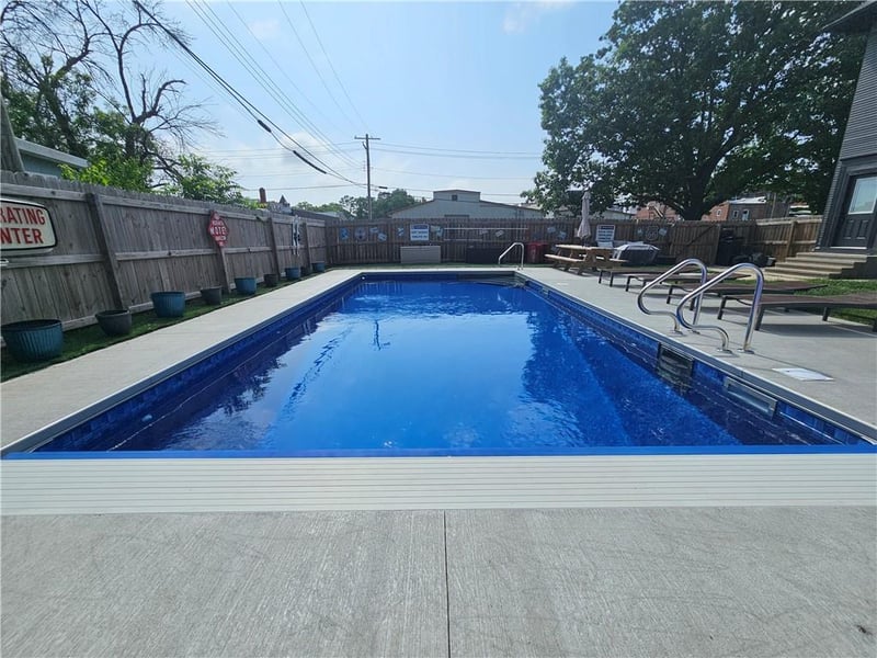 200 Berry St, Hamilton, MO 64644