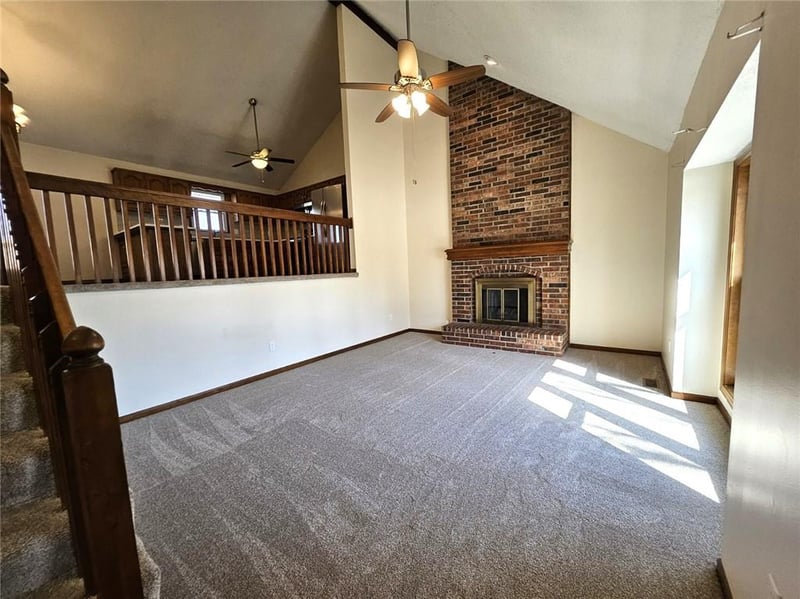 1300 80th St, Kansas City, MO 64118