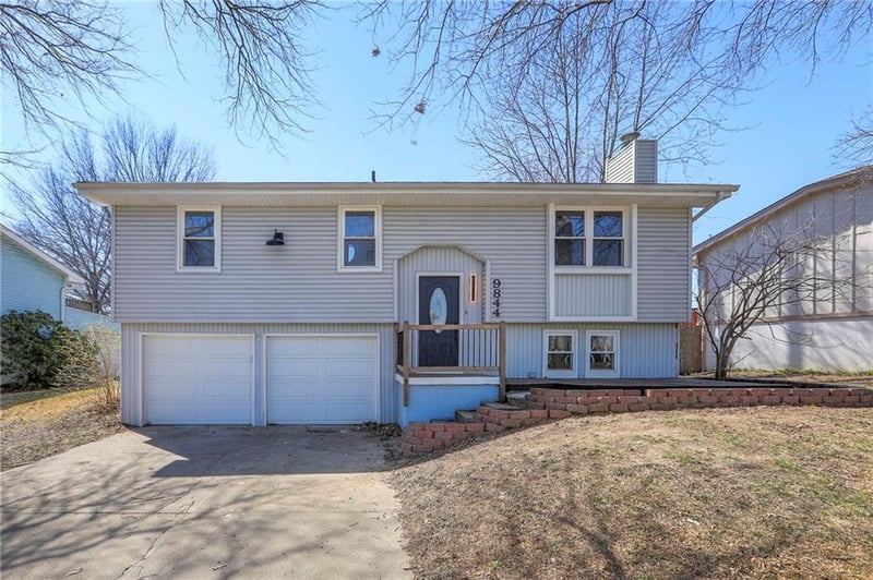 9844 Cherry St, Kansas City, MO 64155