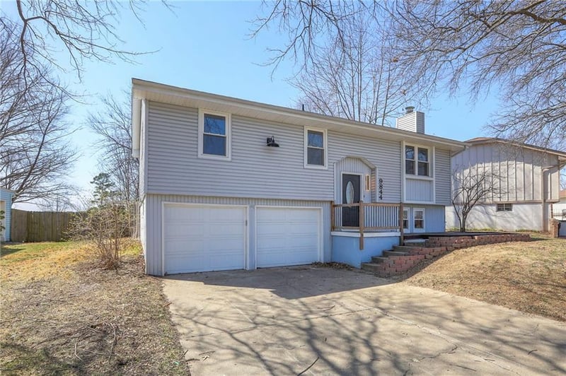 9844 Cherry St, Kansas City, MO 64155