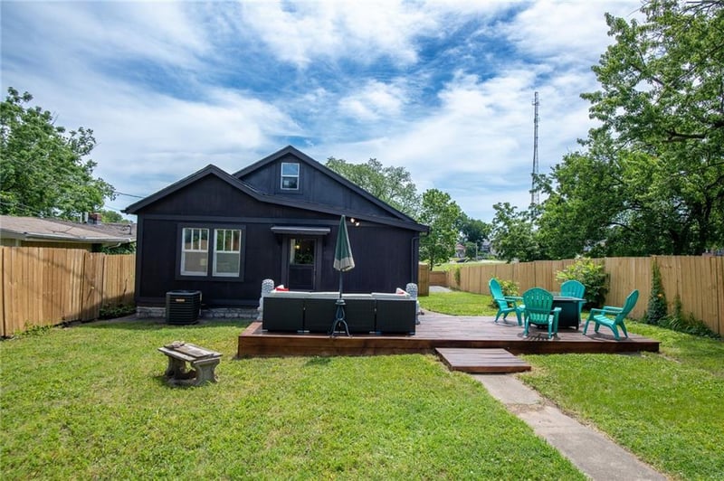 3118 Myrtle Ave, Kansas City, MO 64128