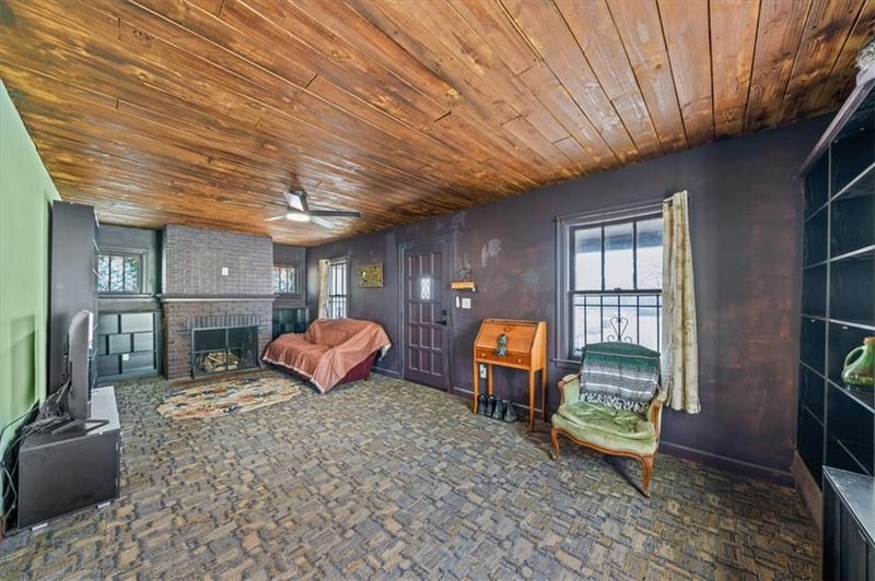 3118 Myrtle Ave, Kansas City, MO 64128