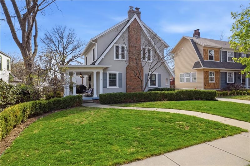 23 Winthrope Rd, Kansas City, MO 64113