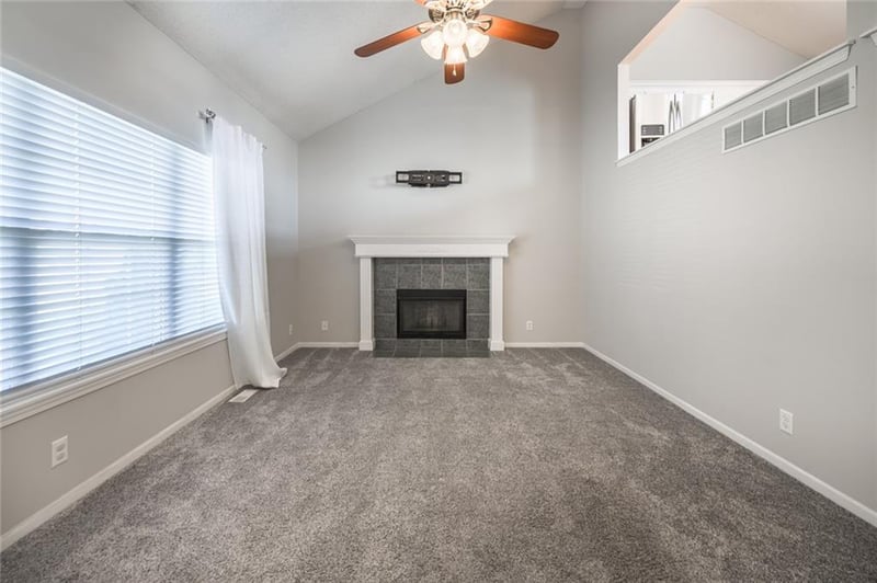 7419 Hickory St, Kansas City, MO 64118