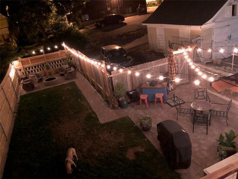 4142 Locust St, Kansas City, MO 64110